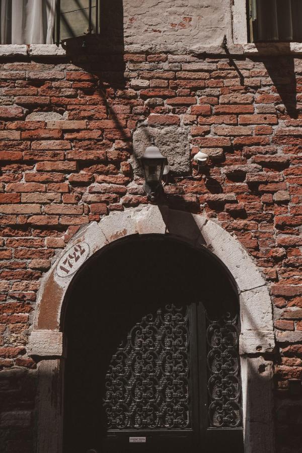 Casa Vacanze Angolo 'Sconto Venetië Buitenkant foto
