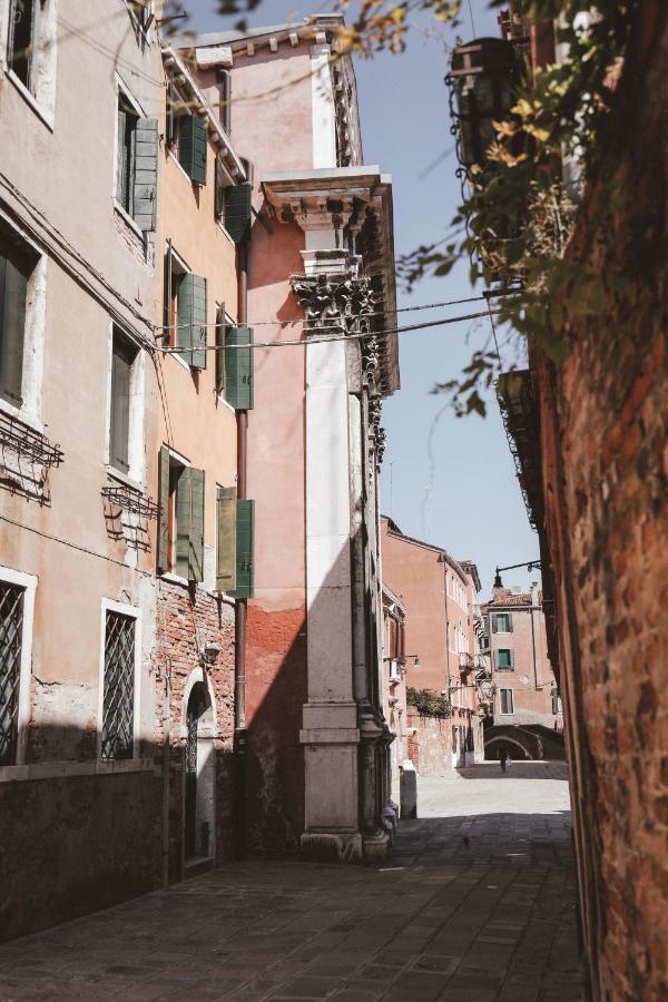 Casa Vacanze Angolo 'Sconto Venetië Buitenkant foto
