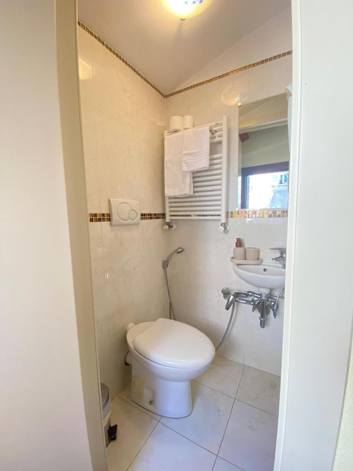 Casa Vacanze Angolo 'Sconto Venetië Buitenkant foto